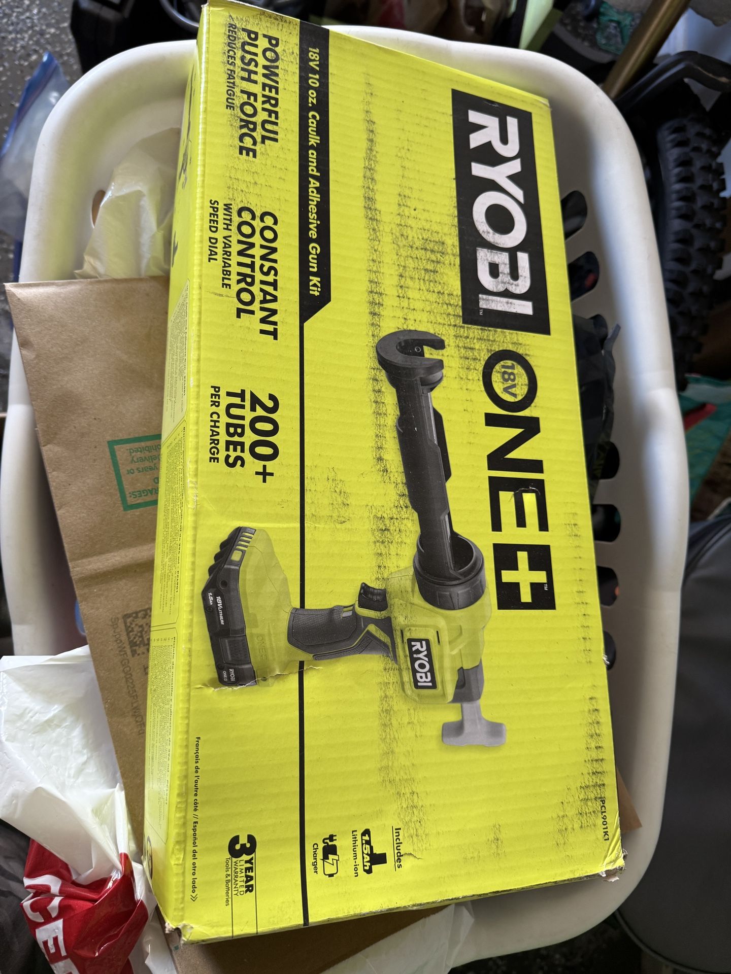 Ryobi caulk and adhesive gun