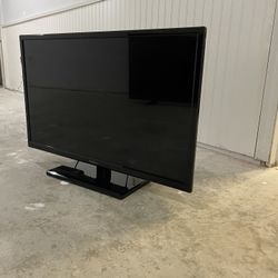 Insignia 32” TV