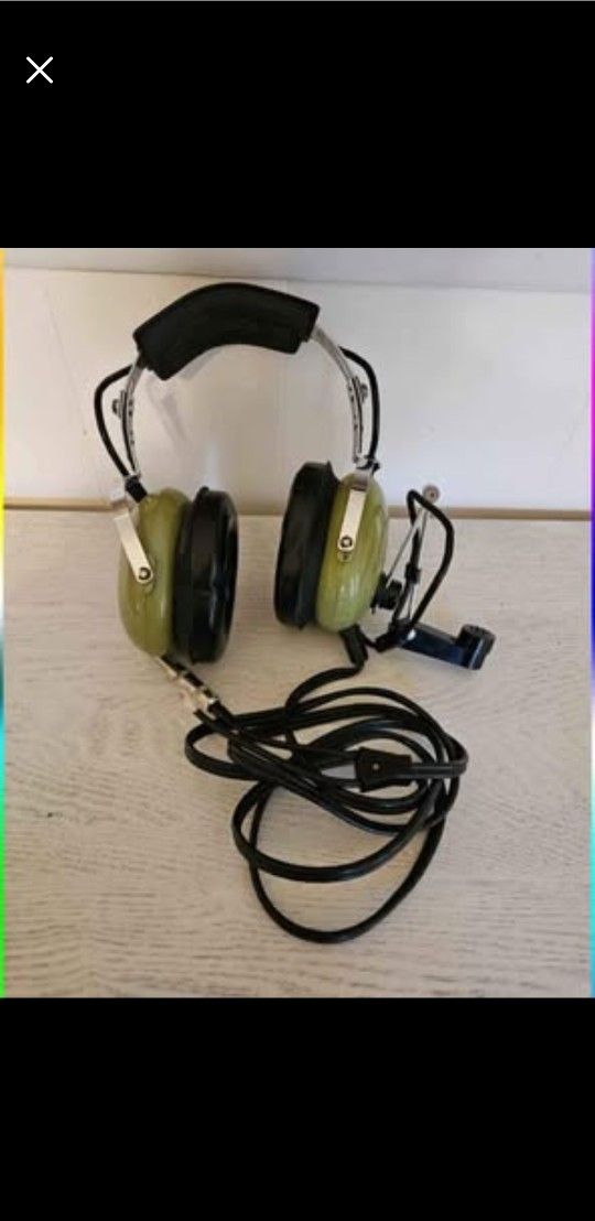 David Clark H10-30 Aviation Headphones Dual Plug + Mic UNTESTED One Plug Frayed