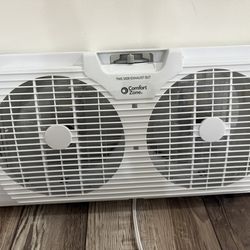 Comfort Zone Reversible Twin Window Fan