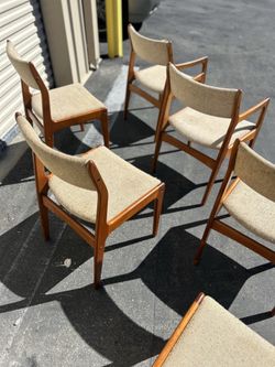 6 Mid Century Modern Teak d-Scan Dining Chairs