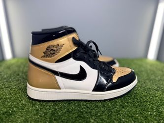 Jordan 1 gold toe size 9