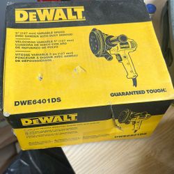 New in Box: Dewalt DWE6401DS (local Pickup Only)