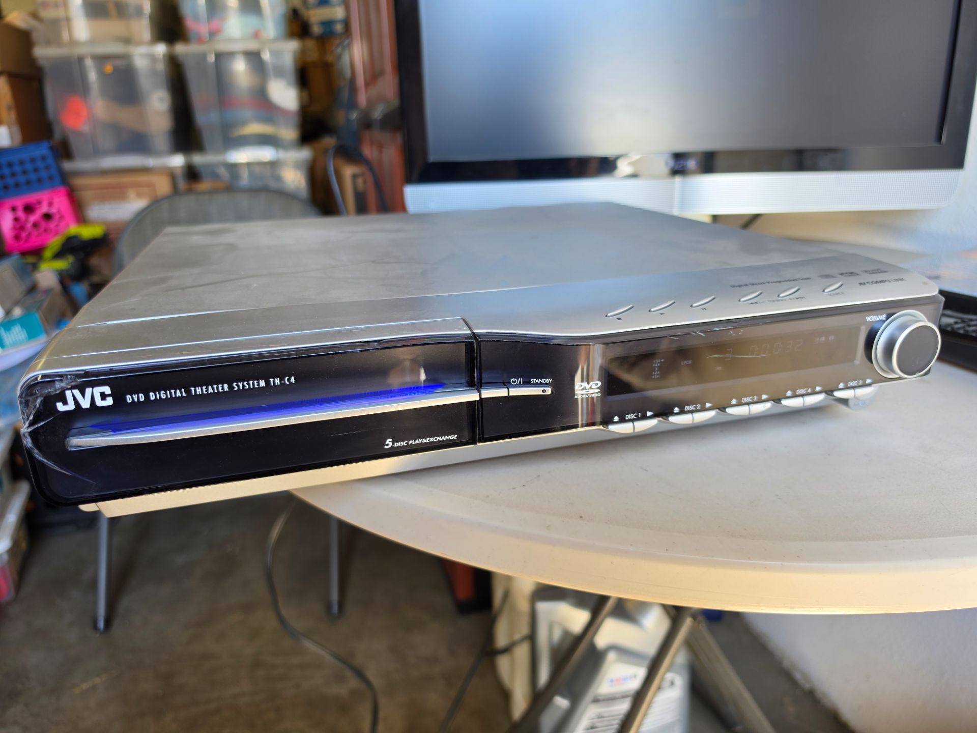 JVC TH-C4 5-disc DVD digital theater system receiver unit