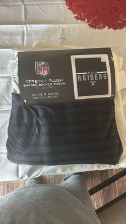 Las Vegas Raiders Stretch Plush Throw 50x60
