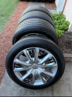 22 inches Chevy gmc sierra Denali rims and tires