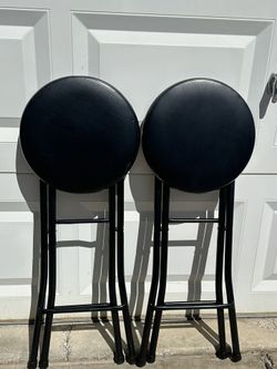 Black Stool Set