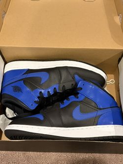 Air Jordan 1 Mid Royal Hyper Royal GS