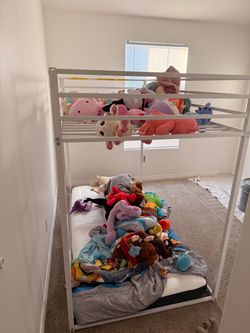 Bunk bed