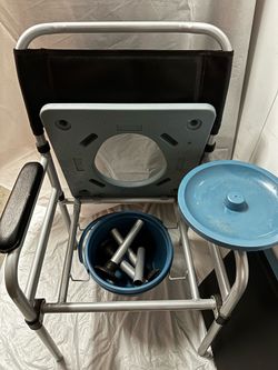 Portable Bedside Commode Chair