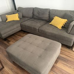 Nice Large Couch, Great Condition!
