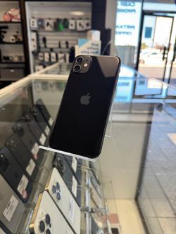 iPhone 11 64GB Unlocked Pre-owned