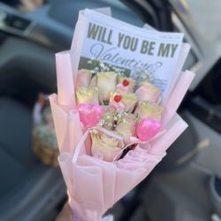 Order Your Valentines Bouquet With Us