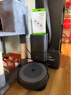 iRobot Roomba i3+ EVO Robot Vacuum with extra bags
