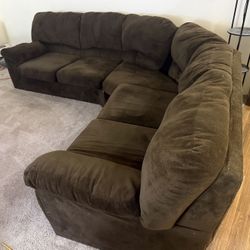 Free Sectional