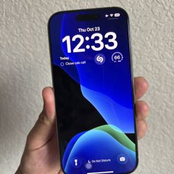 iPhone 16 Pro 256 Gb $875