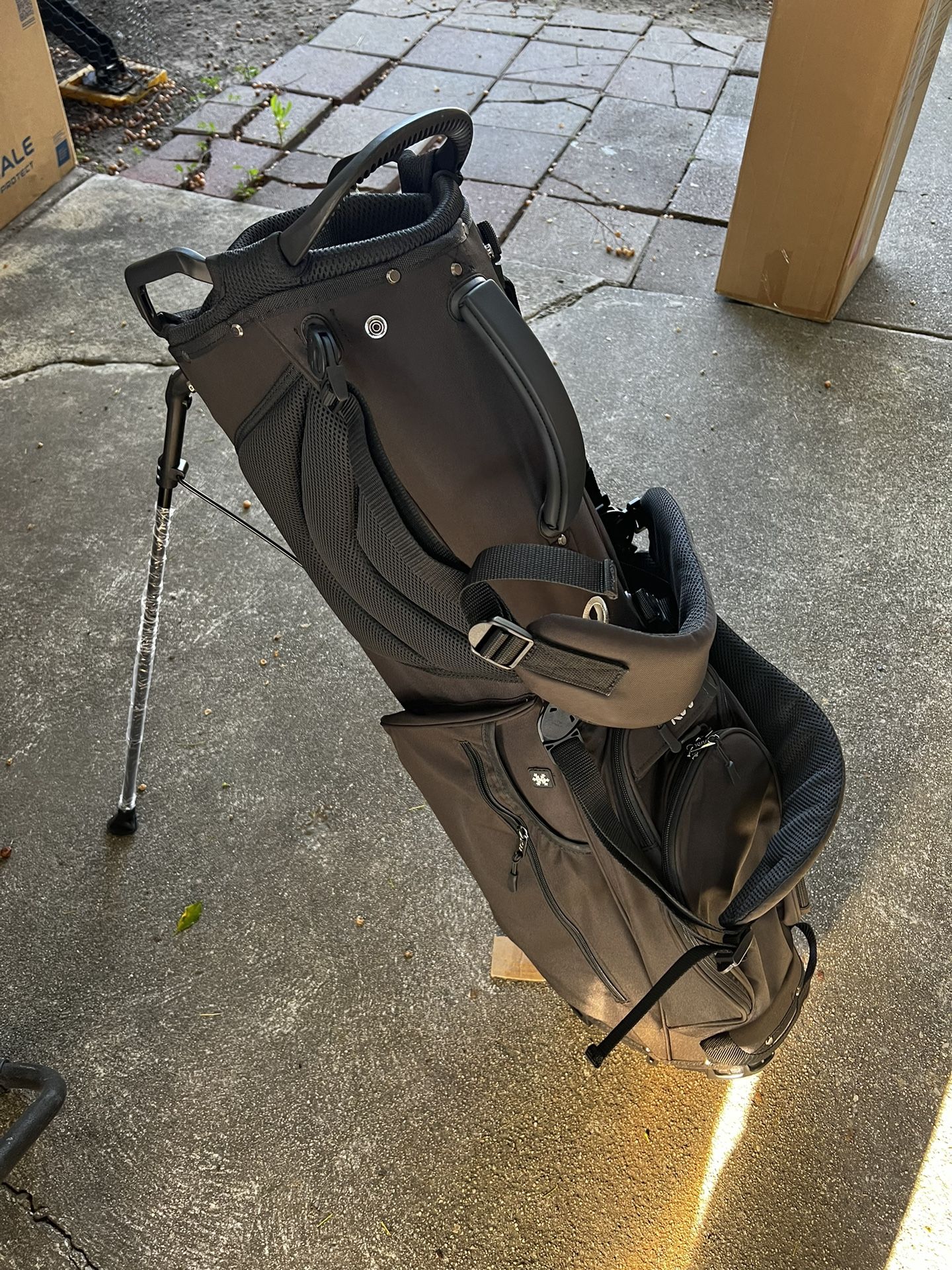 KVV Gold bag