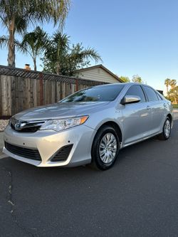 2012 Toyota Camry Hybrid