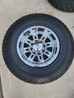 DRIV Wheels With Tires Still On Them. Tire Size Is LT295/70R17 off a 05 Ford