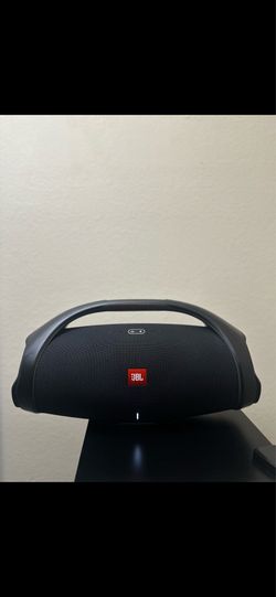 JBL BOOMBOX Speaker