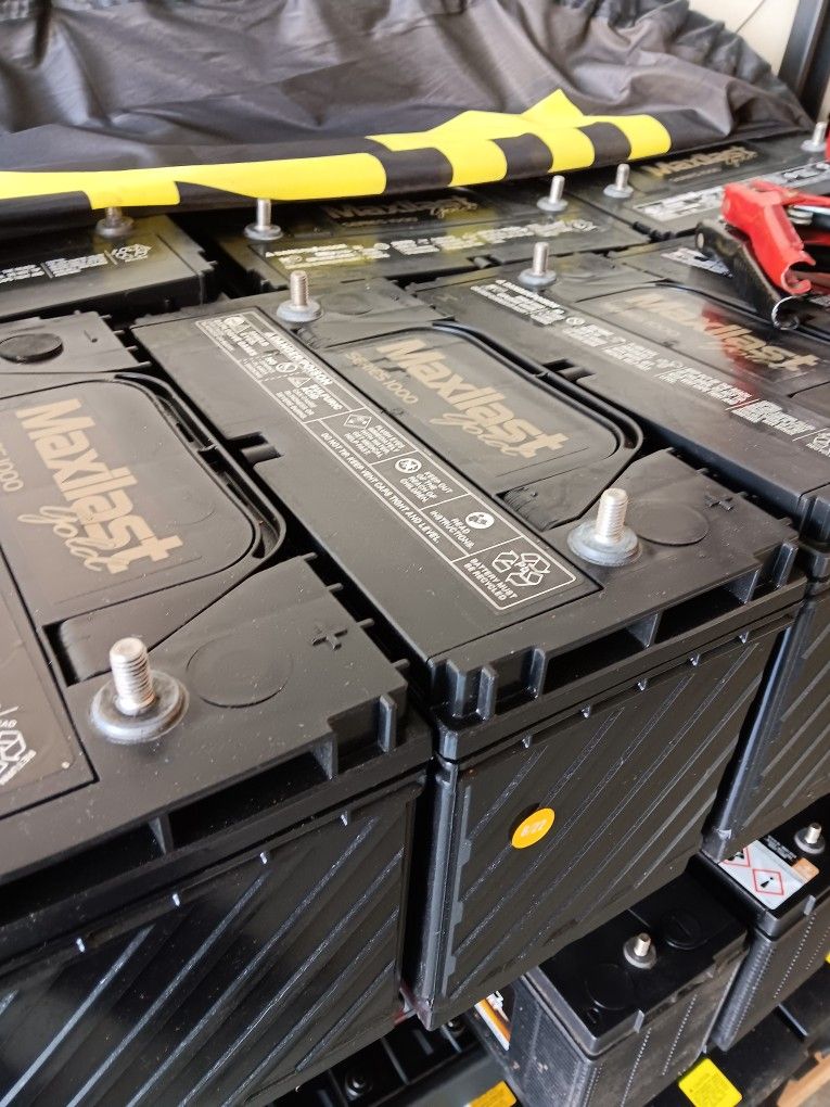 Batteries For Big Rigs,hydraulics ,motorhomes$75+exchange