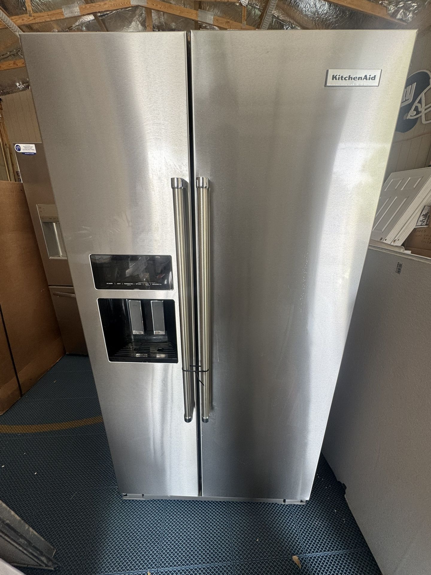 New KitchenAid 24.8-cu ft Side-by-Side Refrigerator with Ice Maker, Water and Ice Dispenser (Stainless Steel with PRINTSHIELD