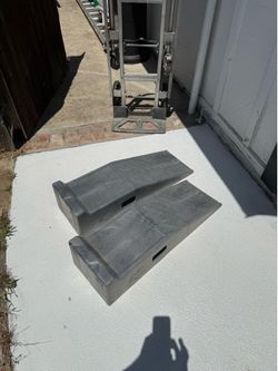 Plastic car ramp s