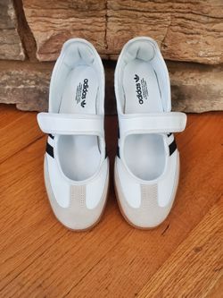 Adidas Samba Jane Women Sneakers US Size 6 Alumina / Gum Color 