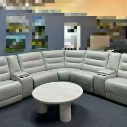 7-piece Leather Power Zero Gravity Reclining Sectional with Power Headrests，$2280