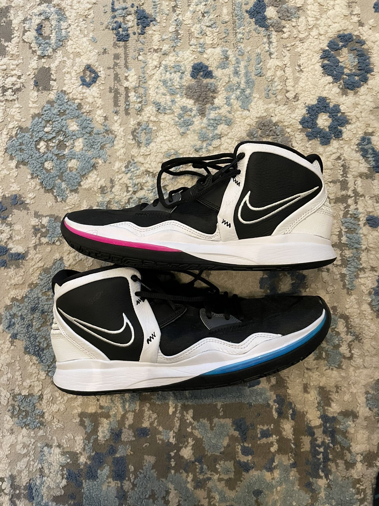 Nike Kyrie Irving 8 | Size 11 | Vice City