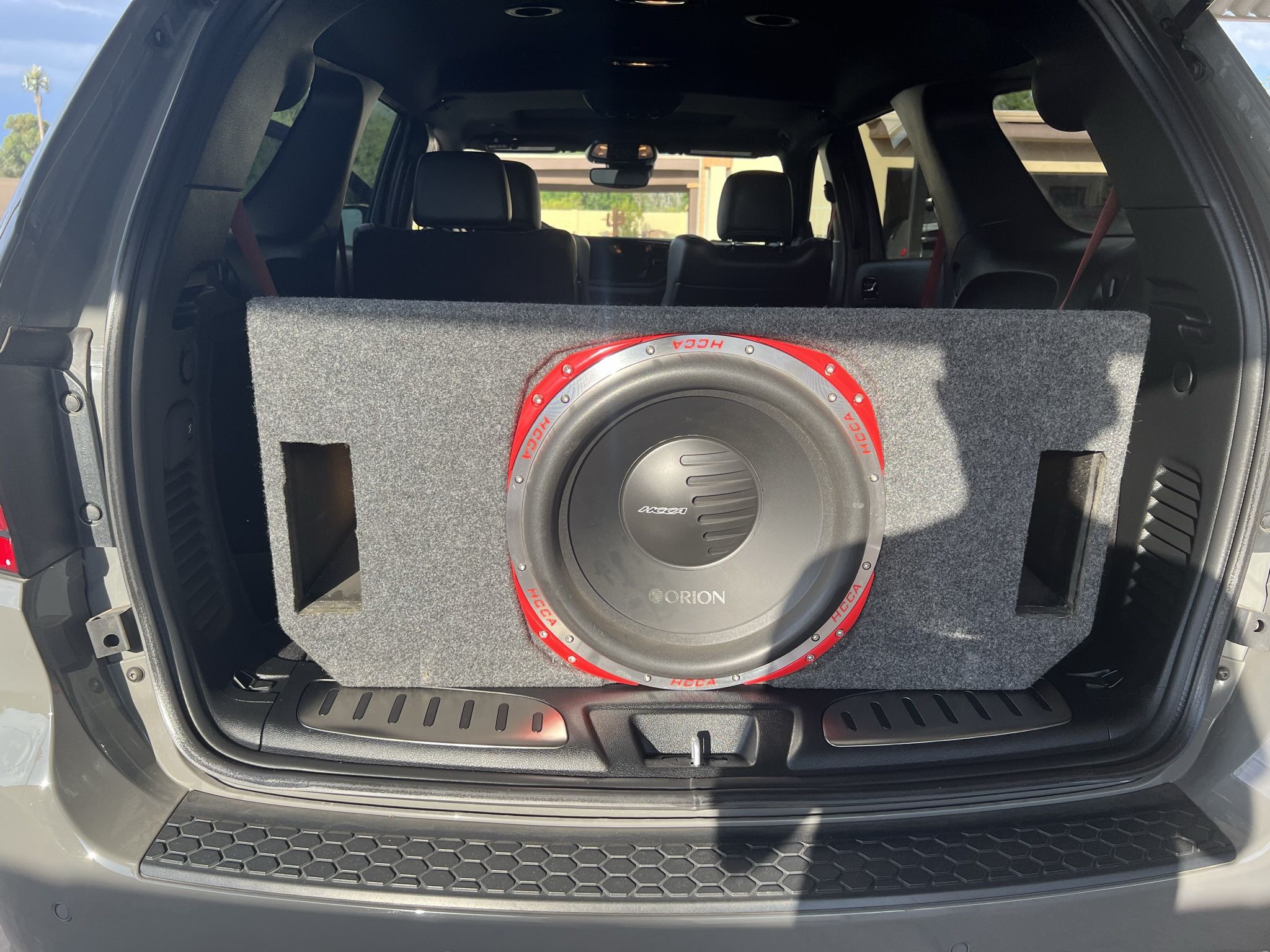 Orion Competition 15” 5000 Watt sub W/ Custom box & Amp for Sale in
