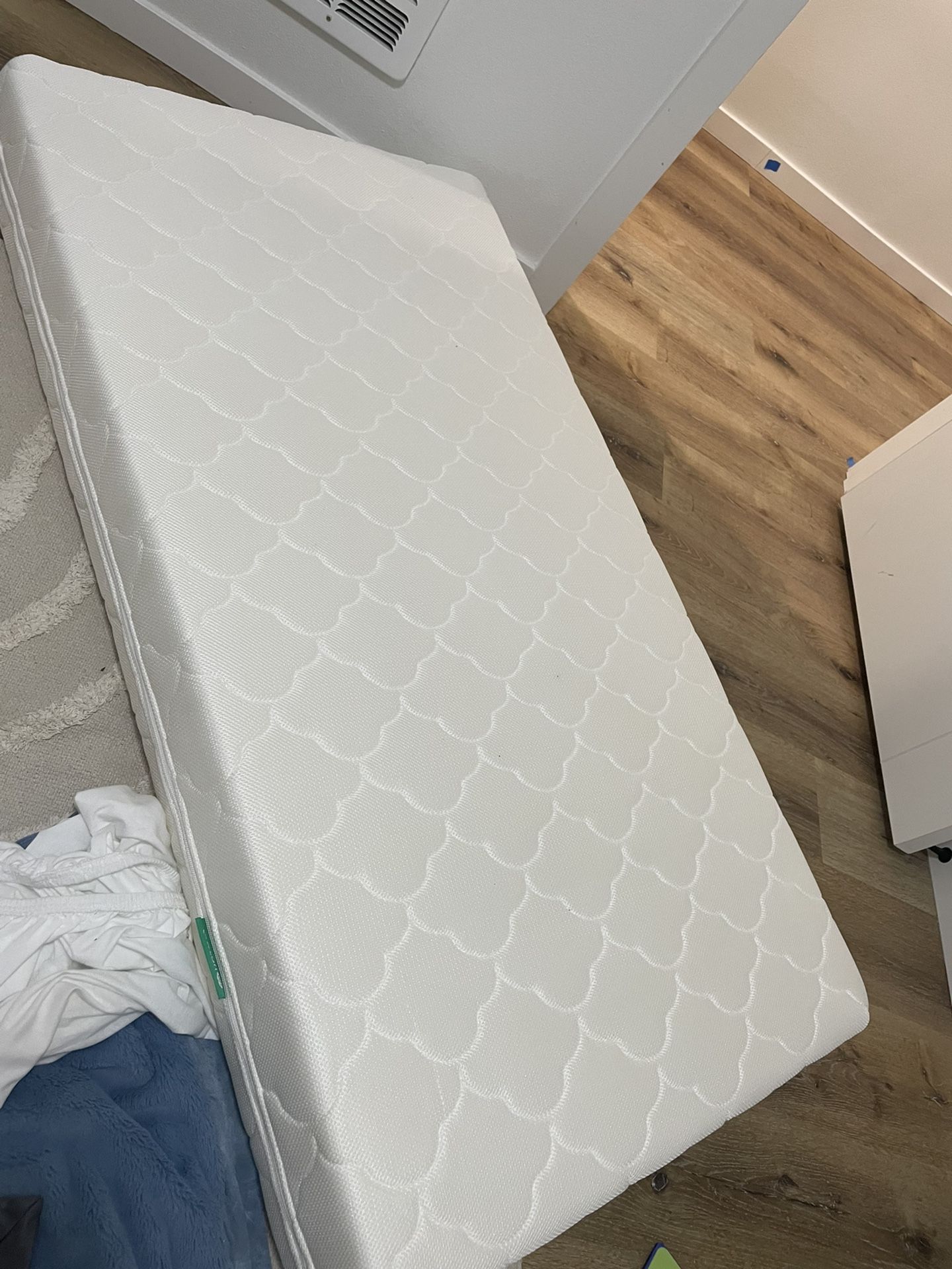 Newton Infant Crib Mattress