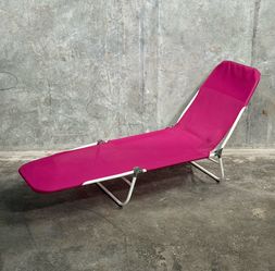 Pink Folding Beach Lounge Chair Adjustable Reclining Chaise