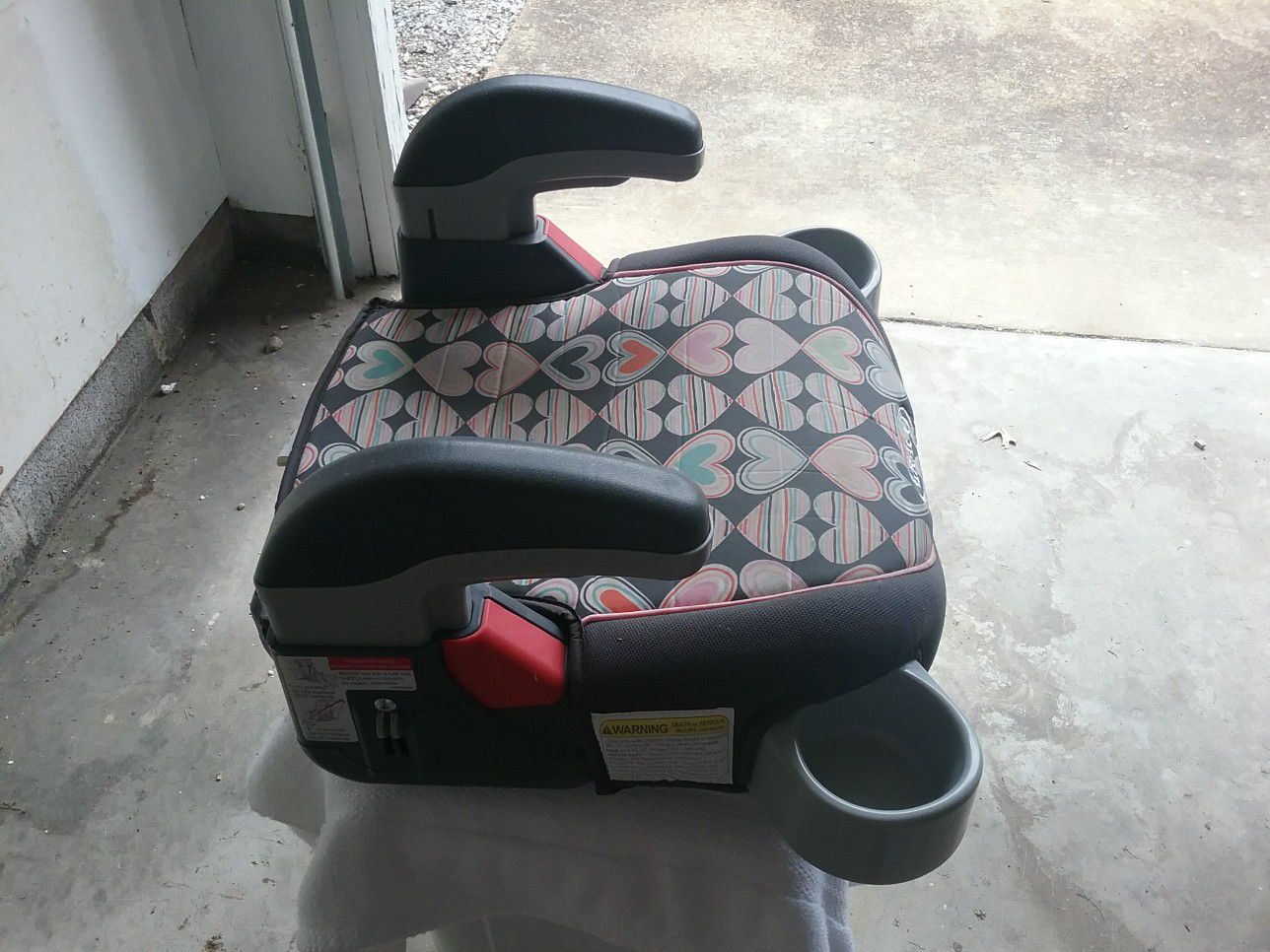 Toddlers booster car seat.