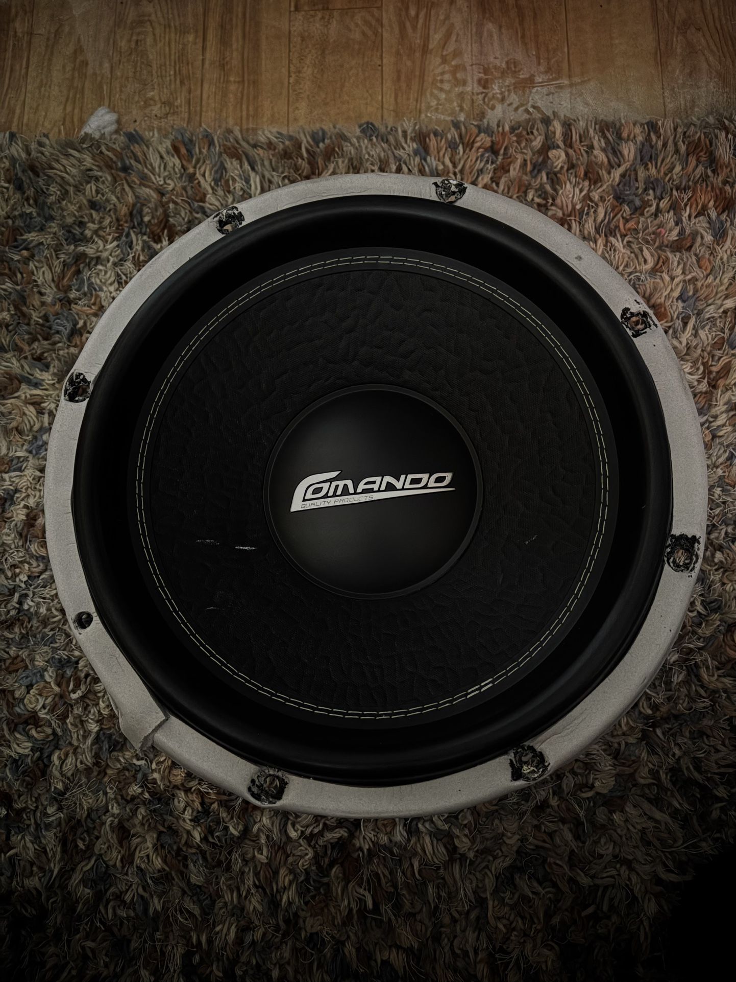 Comando Subwoofer