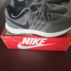 Men's Nike Shoes 11