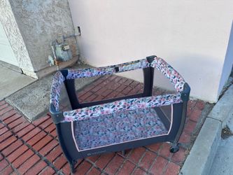 Free playpen