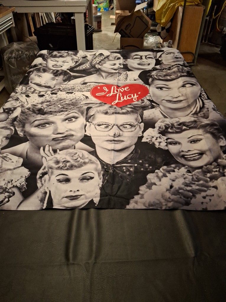 I Love Lucy Shower Curtain WITH rings