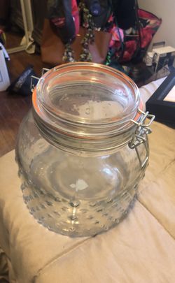 Cookie container