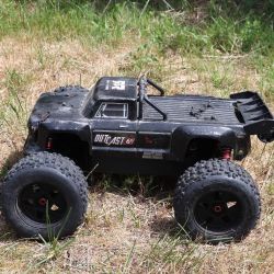 Arrma Outcast