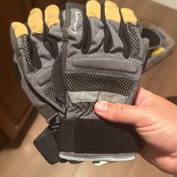 Loaded Downhill Skateboard Gloves