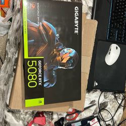 New Gigabyte Windforce SFF GeForce RTX 5080 16GB GPU