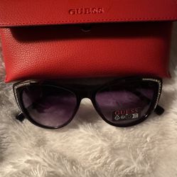 NEW GUESS Black Sunglasses Size 56mm 150mm 16mm  