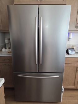 Hisense French Door Refrigerator OBO