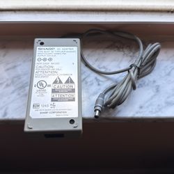 Sharp -AC Adapter 