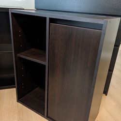 Cube cabinet w/ door & shelves 