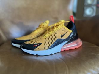 Nike Air Max 270 University Gold