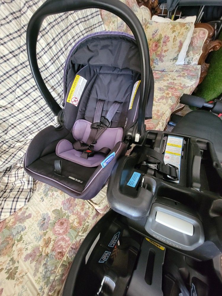Graco Extend2Fit Car Seat