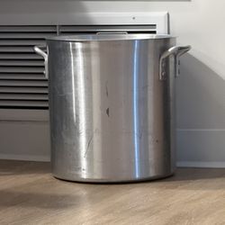 Aluminum Stock Pot - (PERFECT FOR SEAFOOD BOILS)