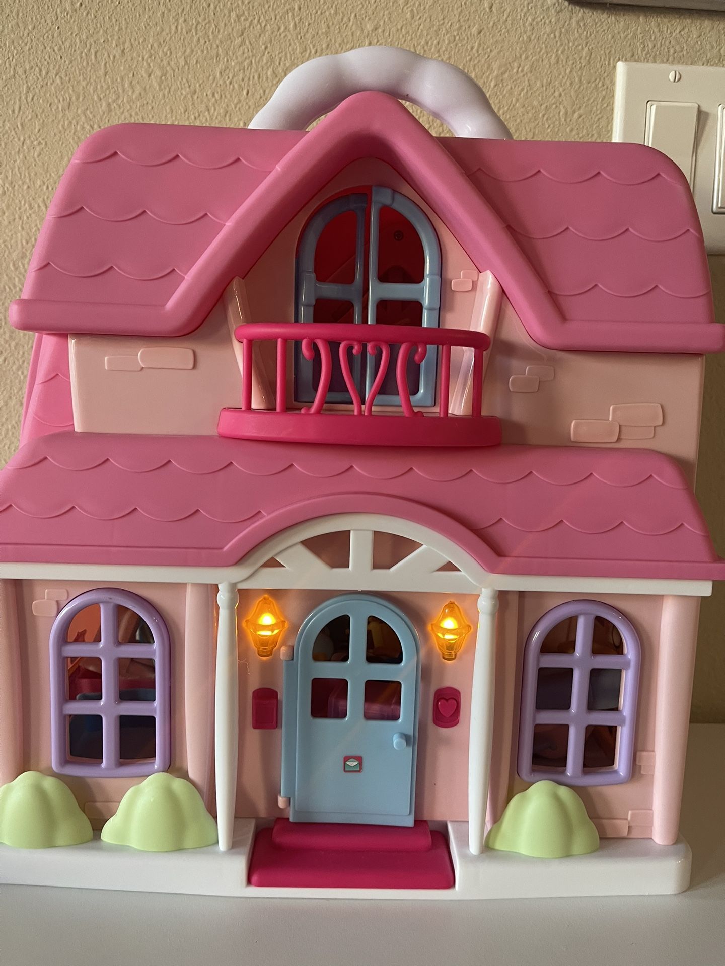 Dollhouse Girl Christmas